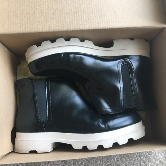 Camper boots in black US7 EU37 - Picture 1 of 7